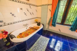Bamboo Retreat Hotel - Herbal Bath