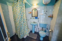 Panorama View Double Room with Balcony - Blue Poppy