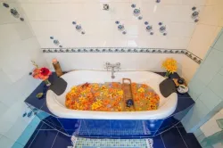  Bamboo Retreat Hotel - Herbal Bath