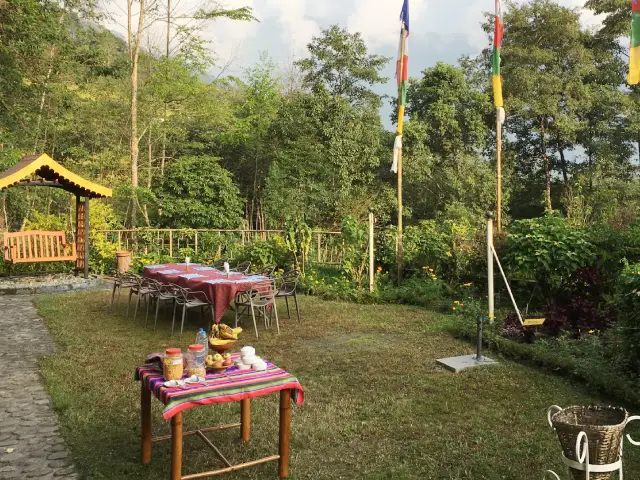 Garden Restaurant Image 
